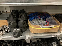 Grote partij benodigdheden voor zonnepanelen - afbeelding 26 van  26