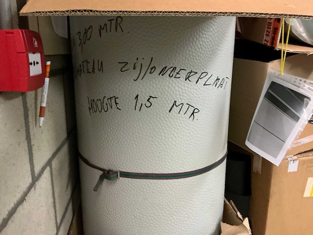 Grote partij camper en caravan bekleding - afbeelding 6 van  13