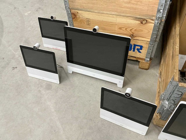 Grote partij cisco beeldschermen - afbeelding 8 van  8