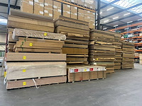 Grote partij decoratie spaanplaat, mdf, osb plaatmateriaal en dakleer