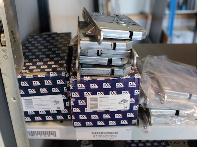 Grote partij deur- en slotbeslag - afbeelding 17 van  22