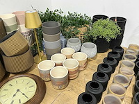 Grote partij divers decoratiemateriaal - afbeelding 4 van  8