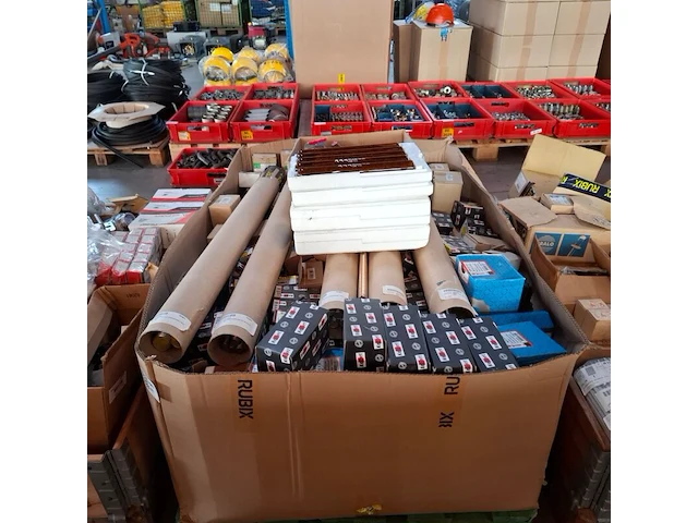 Grote partij divers ijzerwaar op 5x pallet - afbeelding 6 van  53
