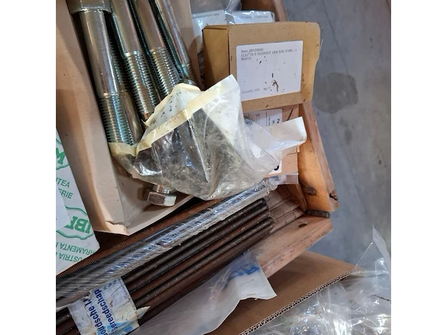 Grote partij divers ijzerwaar op 5x pallet - afbeelding 18 van  53