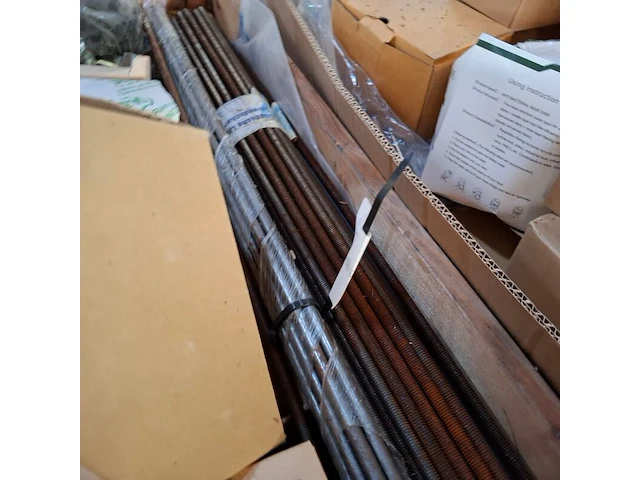 Grote partij divers ijzerwaar op 5x pallet - afbeelding 19 van  53