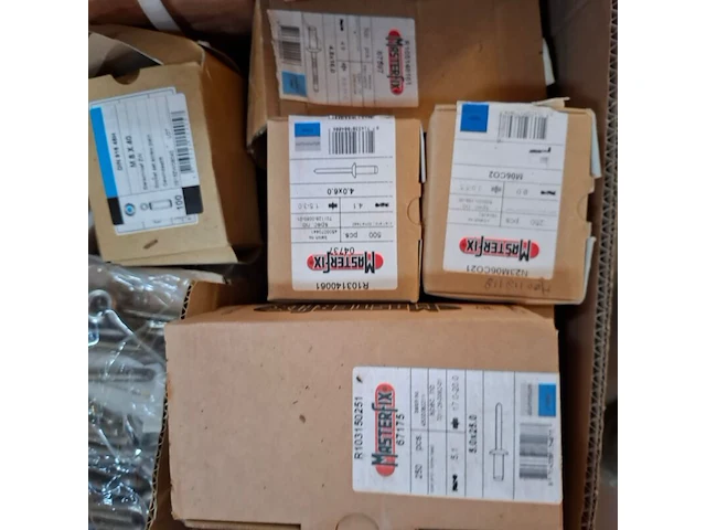 Grote partij divers ijzerwaar op 5x pallet - afbeelding 28 van  53