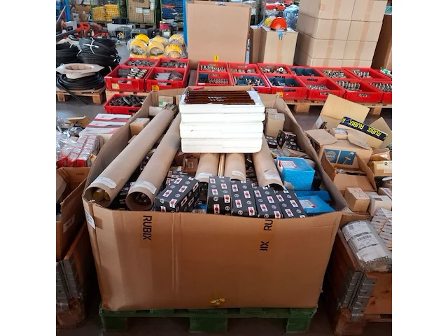 Grote partij divers ijzerwaar op 5x pallet - afbeelding 23 van  53
