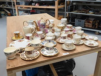 Grote partij divers porselein - afbeelding 2 van  5