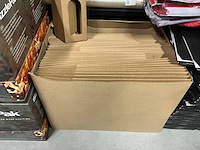 Grote partij divers verpakkingsmateriaal voor drank - afbeelding 13 van  20