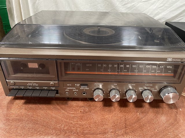 Grote partij diverse audio apparatuur en langspeelplaten ivm beëindiging hobby - afbeelding 7 van  19