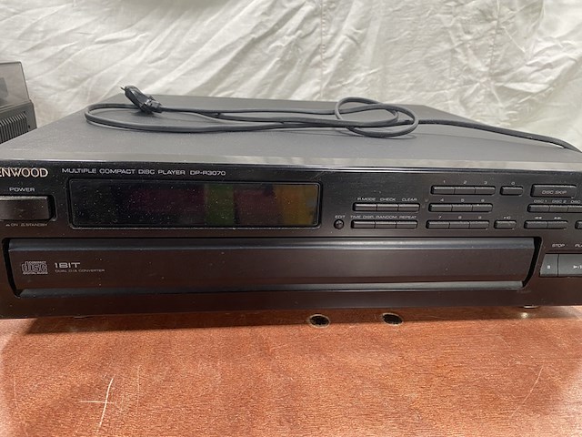 Grote partij diverse audio apparatuur en langspeelplaten ivm beëindiging hobby - afbeelding 8 van  19