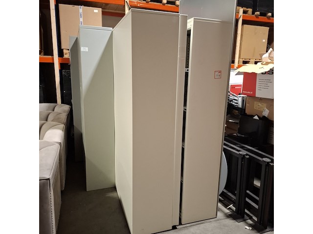 Grote partij diverse bedrijfsisnventaris - afbeelding 11 van  18