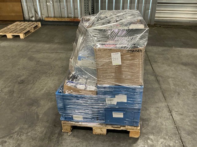 Grote partij diverse elektromaterialen - afbeelding 6 van  16