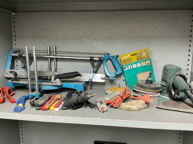 Grote partij diverse kasten en gereedschap (4x) - afbeelding 2 van  37