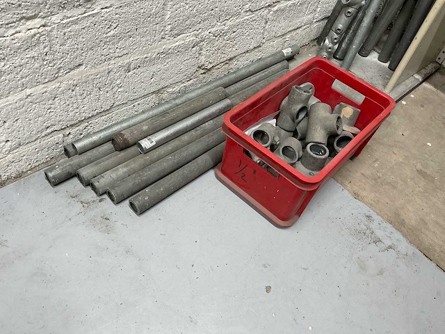 Grote partij diverse kasten en gereedschap (4x) - afbeelding 15 van  37