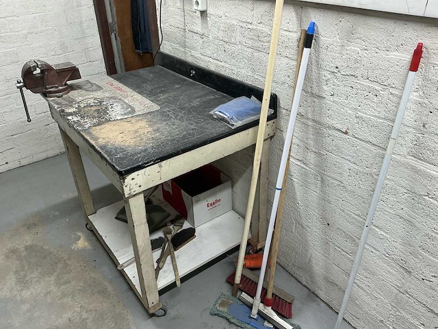 Grote partij diverse kasten en gereedschap (4x) - afbeelding 20 van  37