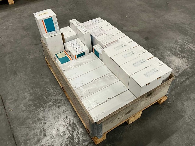 Grote partij diverse sanitair - afbeelding 3 van  8
