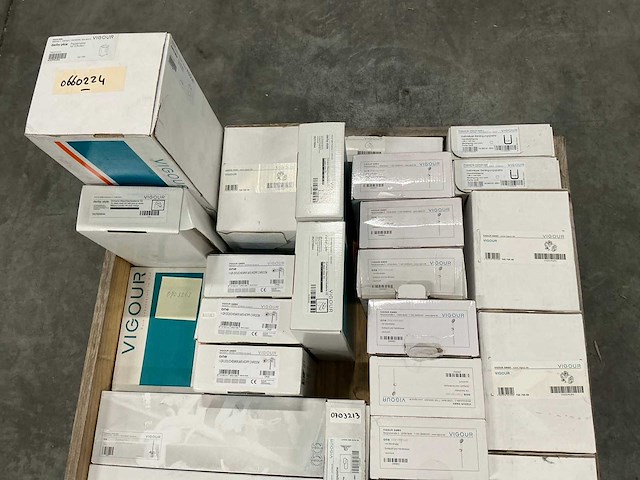 Grote partij diverse sanitair - afbeelding 6 van  8