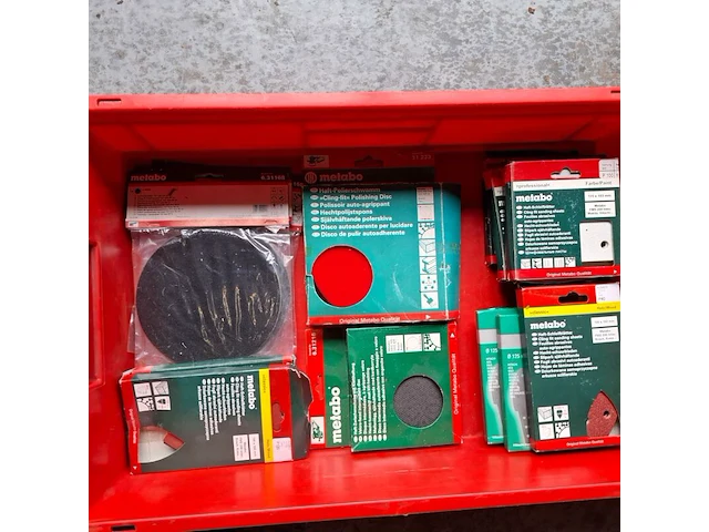 Grote partij diverse schuurmiddelen o.a. 3m, makita, festool - afbeelding 2 van  44