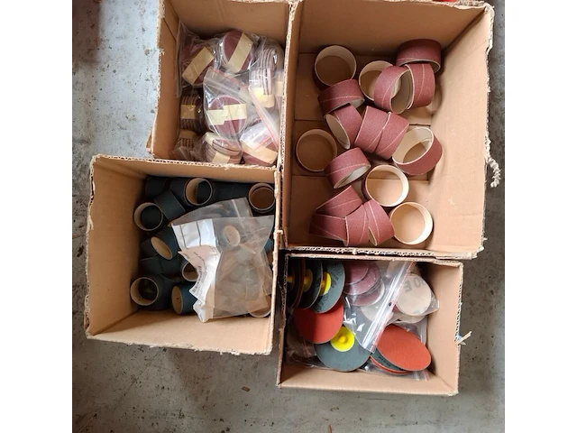 Grote partij diverse schuurmiddelen o.a. 3m, makita, festool - afbeelding 7 van  44