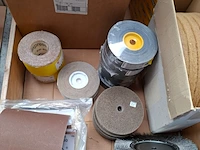 Grote partij diverse schuurmiddelen o.a. 3m, makita, festool - afbeelding 14 van  44