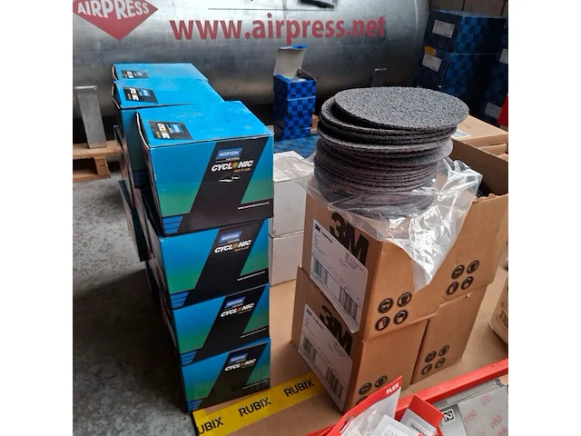 Grote partij diverse schuurmiddelen o.a. 3m, makita, festool - afbeelding 26 van  44