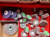 Grote partij diverse schuurmiddelen o.a. 3m, makita, festool - afbeelding 41 van  44