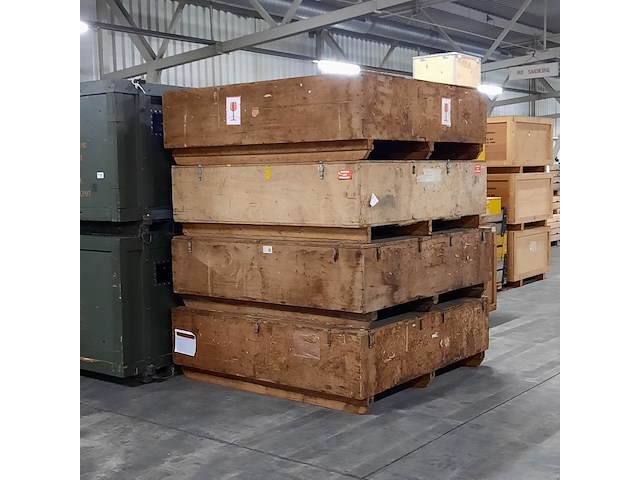 Grote partij diverse transportkisten - afbeelding 1 van  9