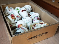 Grote partij engels porseleinen kop en schotels - afbeelding 1 van  5