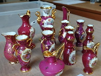 Grote partij frans porseleinen miniaturen - afbeelding 3 van  5