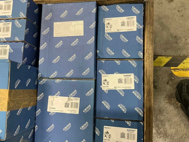 Grote partij grohe installatiematerialen en accessoires - afbeelding 7 van  9