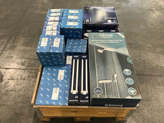 Grote partij grohe kranen en accessoires - afbeelding 2 van  9