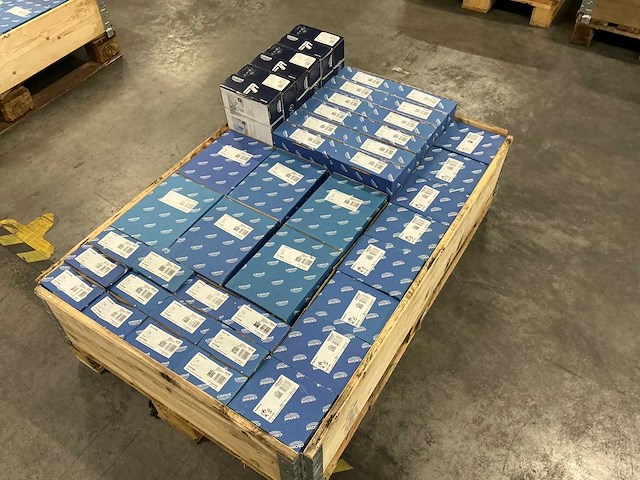 Grote partij grohe kranen en accessoires - afbeelding 1 van  5