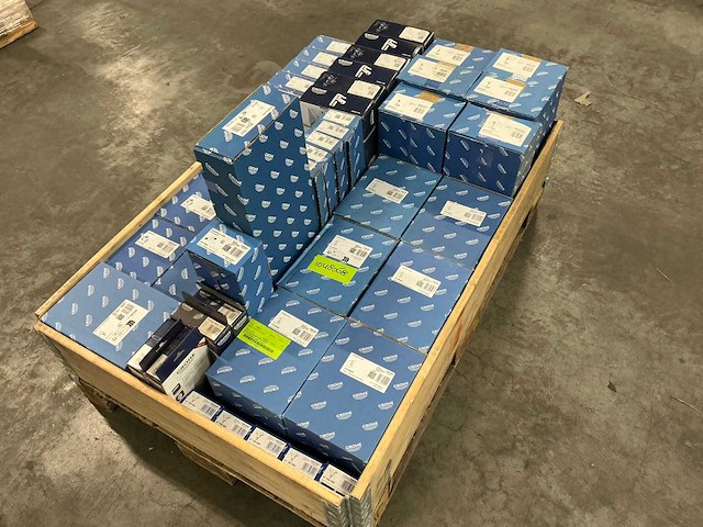 Grote partij grohe kranen en accessoires - afbeelding 1 van  11