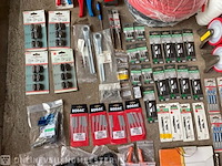 Grote partij handelsgoederen - afbeelding 6 van  7