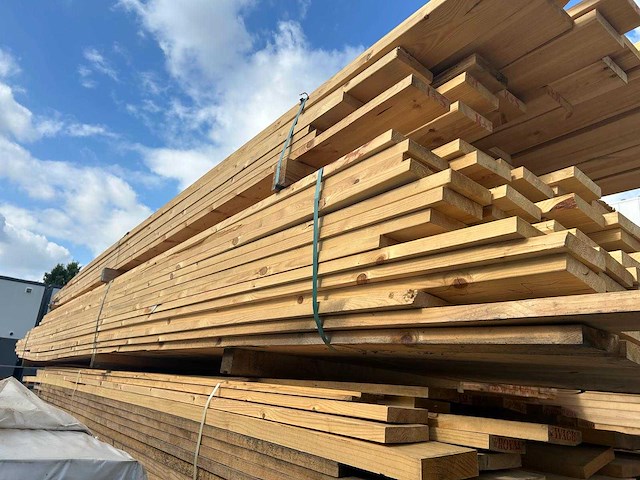 Grote partij hout ca. 90m3 - afbeelding 16 van  24