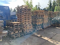 Grote partij houten pallets - afbeelding 5 van  6