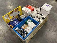 Grote partij installatiemateriaal - afbeelding 4 van  9