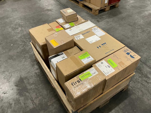 Grote partij installatiemateriaal - afbeelding 5 van  11