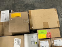 Grote partij installatiemateriaal - afbeelding 10 van  11