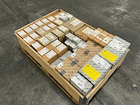 Grote partij installatiematerialen - afbeelding 5 van  7