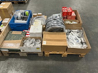 Grote partij installatiematerialen - afbeelding 9 van  15