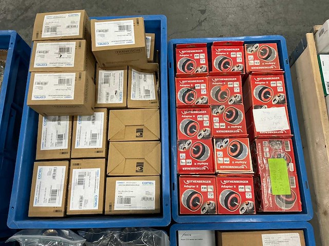 Grote partij installatiematerialen - afbeelding 14 van  15