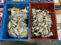 Grote partij installatiematerialen - afbeelding 2 van  15