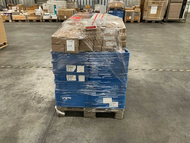 Grote partij installatiematerialen - afbeelding 7 van  15