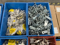 Grote partij installatiematerialen - afbeelding 15 van  15