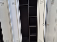 Grote partij lockerkasten - afbeelding 4 van  6