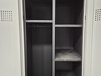 Grote partij lockerkasten - afbeelding 5 van  6
