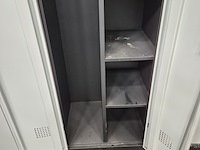 Grote partij lockerkasten - afbeelding 6 van  6