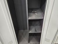 Grote partij lockerkasten - afbeelding 6 van  6